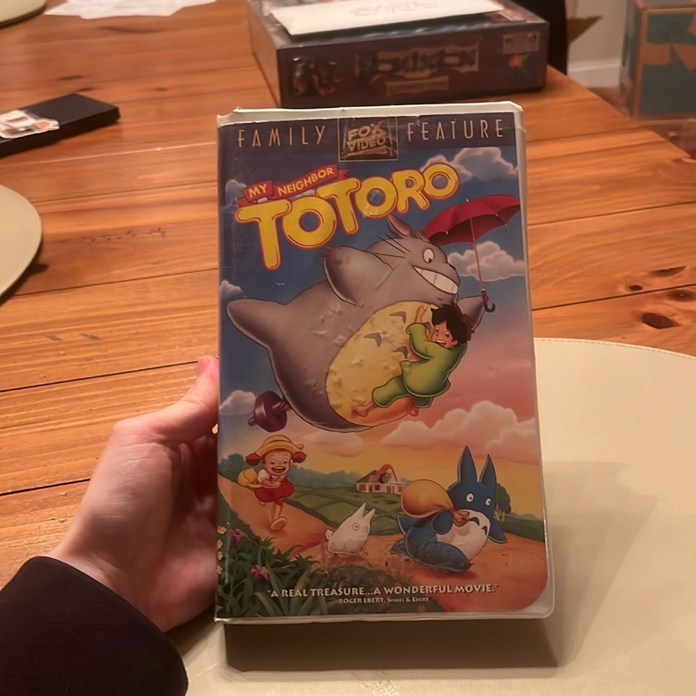 Totoro VHS 1994 - definitely in USED condition, comment for any questions!